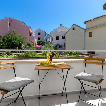 Studio Apartman Casa Lambasa Šibenik Exterior foto